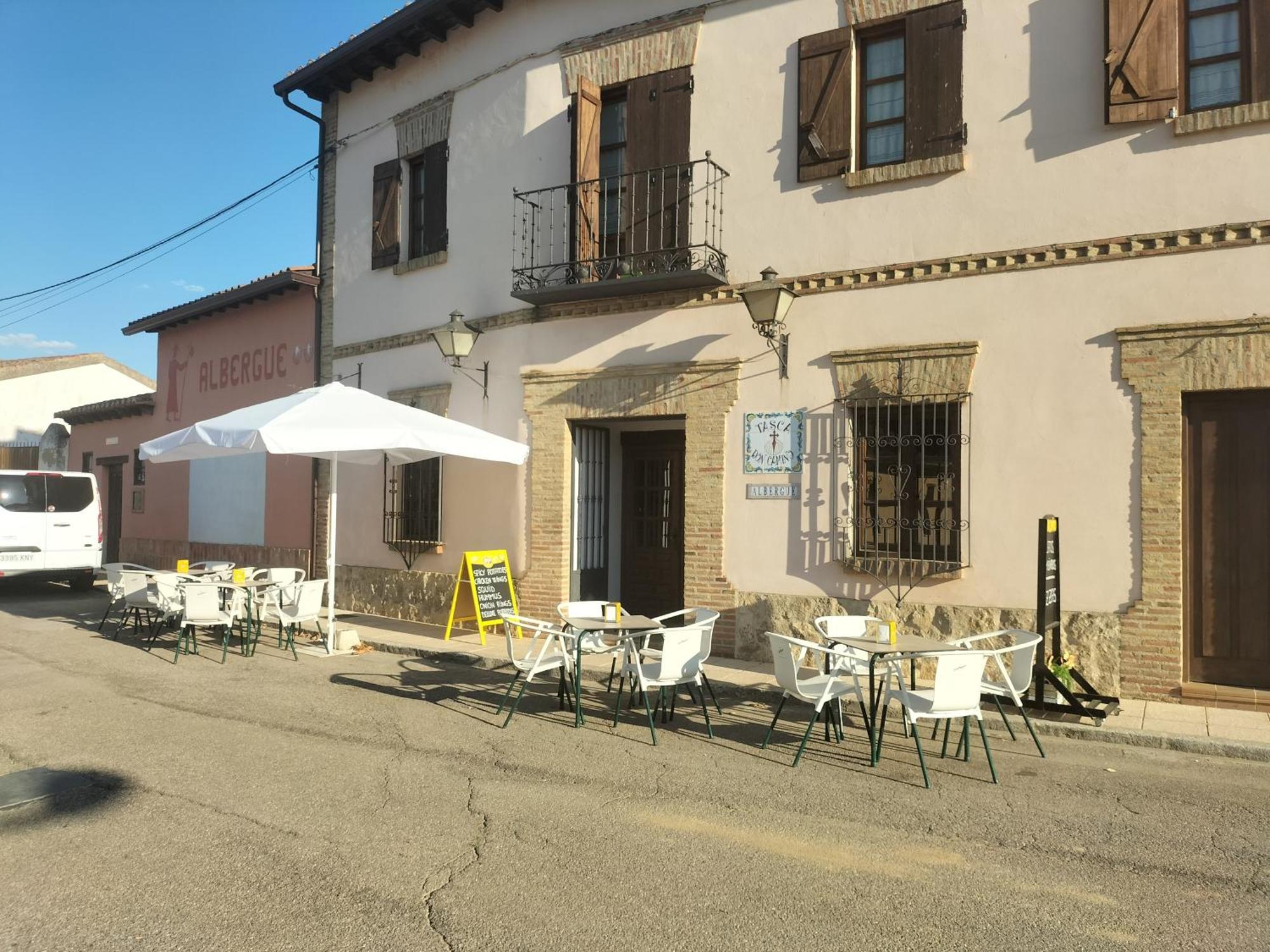 Don Camino Low Cost Villalcázar de Sirga Kültér fotó