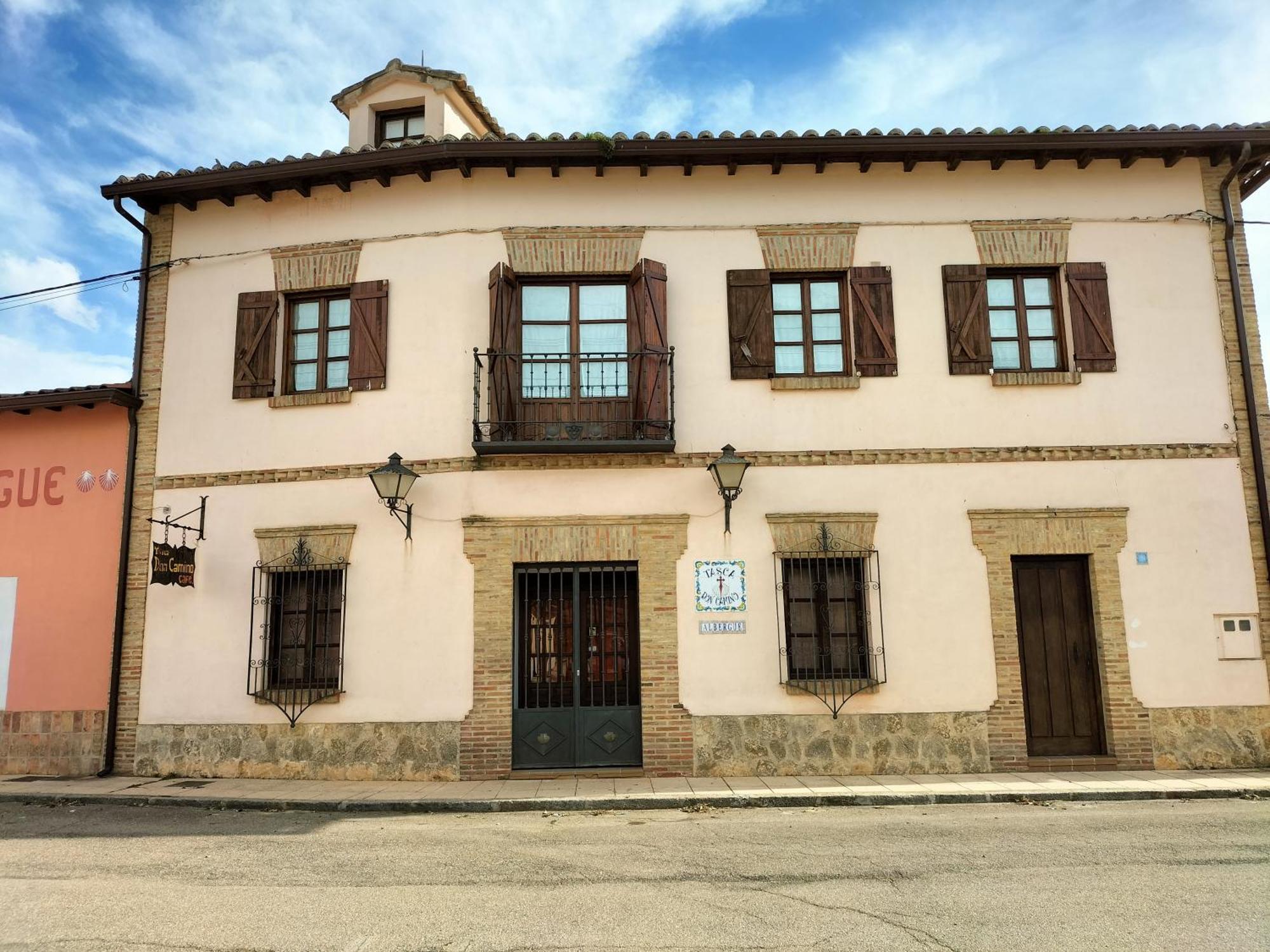 Don Camino Low Cost Villalcázar de Sirga Kültér fotó
